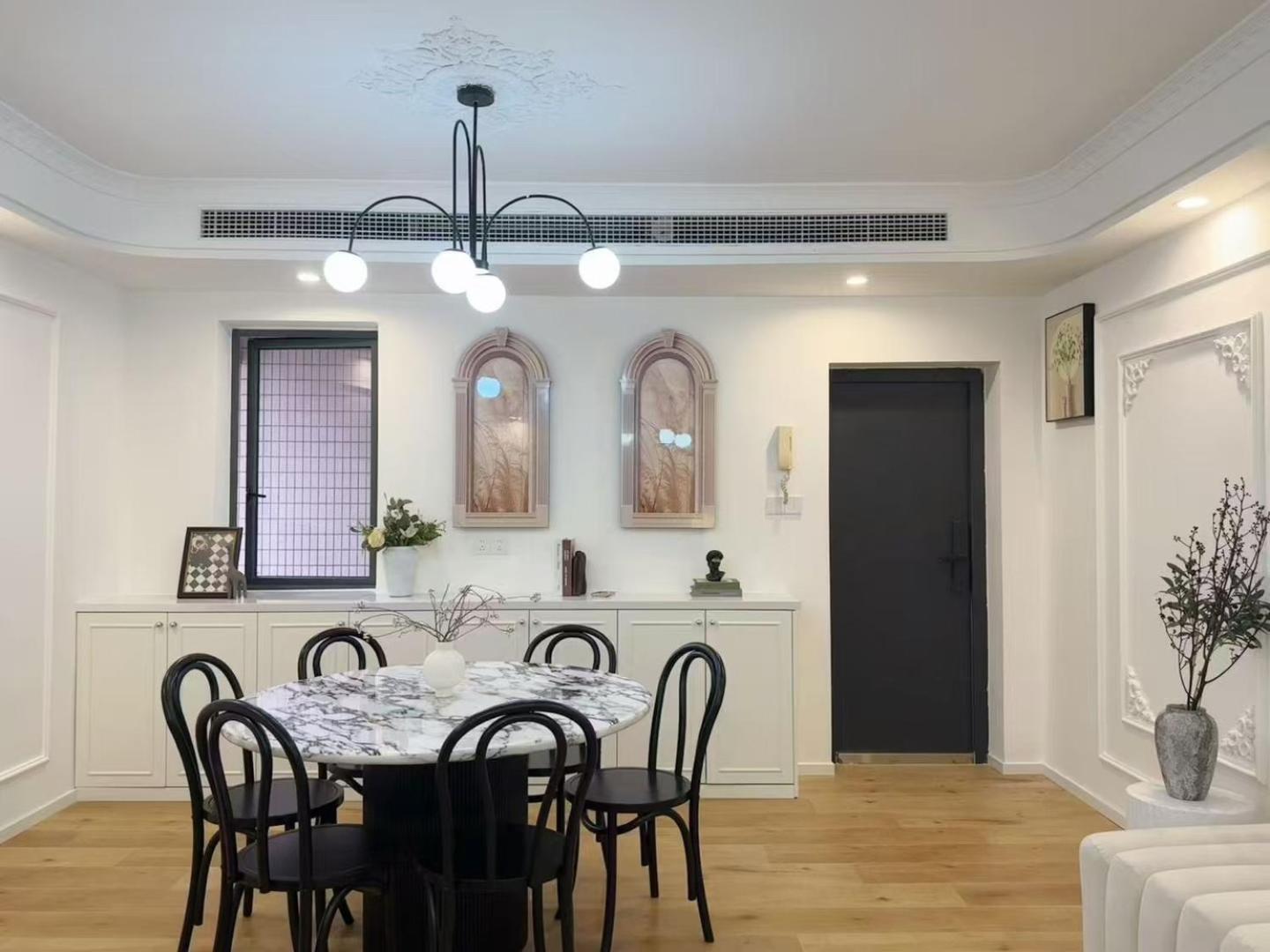 Eastern Hub - Bund Branch New Chic 3-bedroom At Downtown Area Near Attractions, 200m From Subway Apartment Shanghai