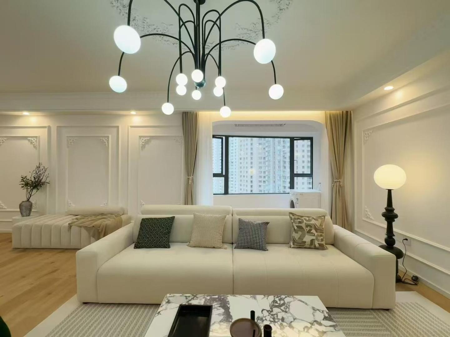 Eastern Hub - Bund Branch New Chic 3-bedroom At Downtown Area Near Attractions, 200m From Subway * Shanghai