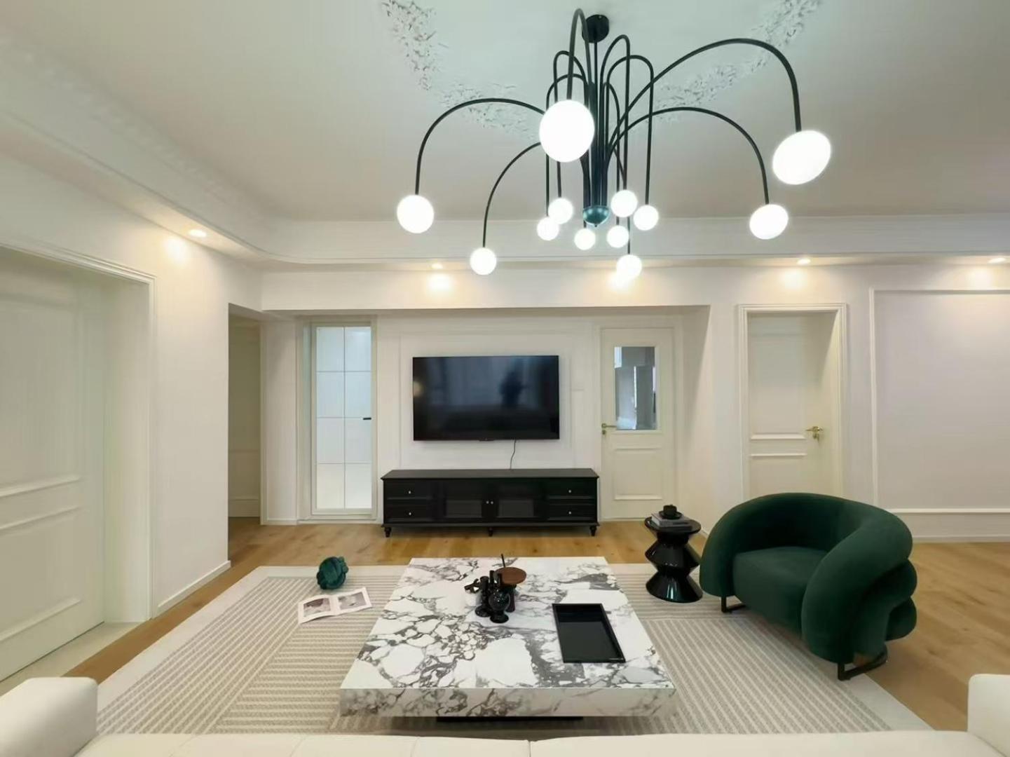 Eastern Hub - Bund Branch New Chic 3-bedroom At Downtown Area Near Attractions, 200m From Subway Apartment *